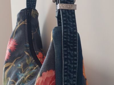 Sac Bandoulière Fleuri & Jean – Anse Ceinture Originale – Pièce Unique Upcyclée