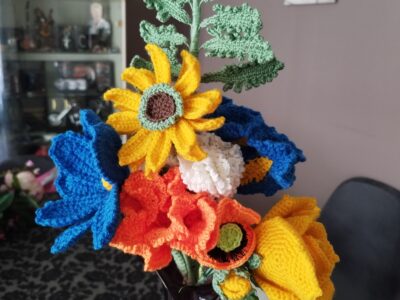 Bouquet de fleurs éternelles au crochet