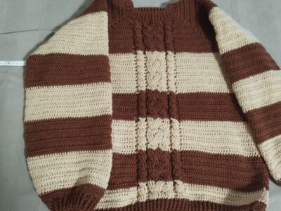 Pull-over au crochet