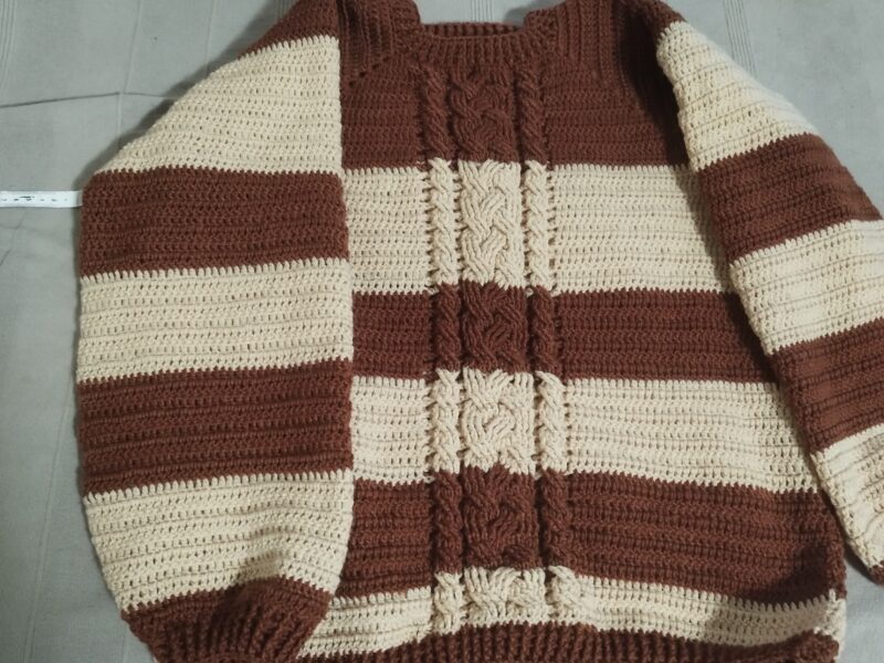 Pull-over au crochet