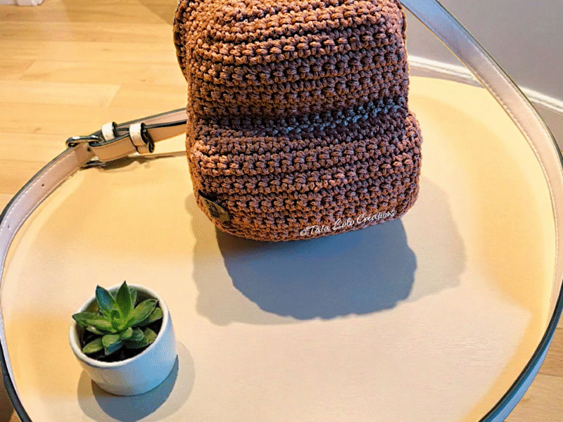 ✨ Le Petit Mirage – Sac à dos revisité au crochet