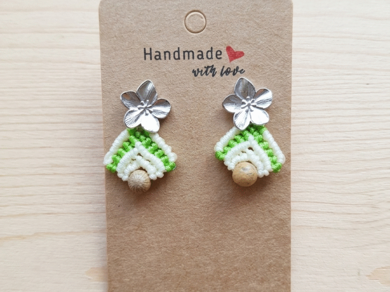 Les boucles d’oreilles Fleur de Cerisier