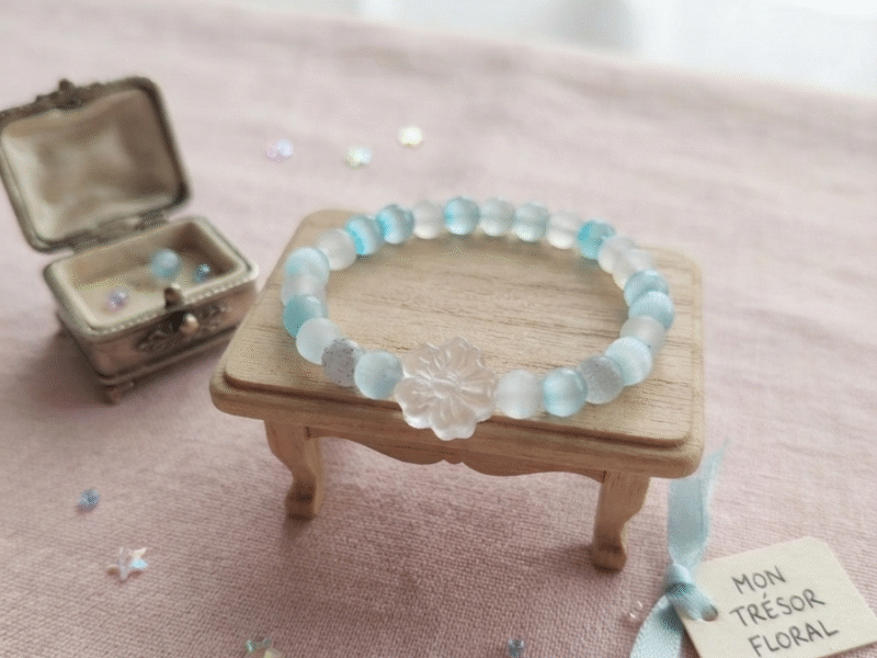 BRACELETS EN PERLES DE VERRE