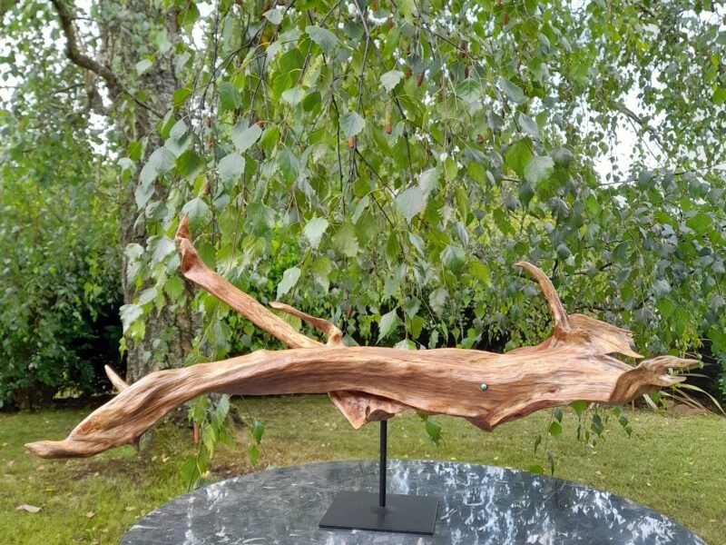 Le Génie de la Rivière - Sculpture de poisson en bois artisanale - Pièce unique sculptée main dans une branche de pin