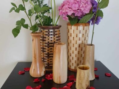 Vases en bois tourné