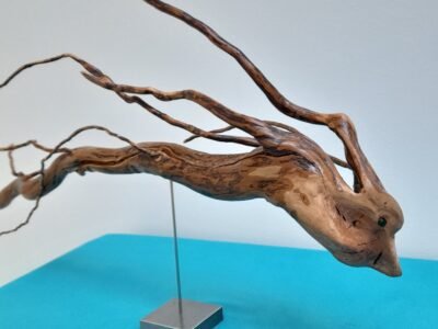 Haku, L'Esprit de la Rivière - Sculpture de dragon en bois artisanale - Pièce unique sculptée main dans une racine de bruyère