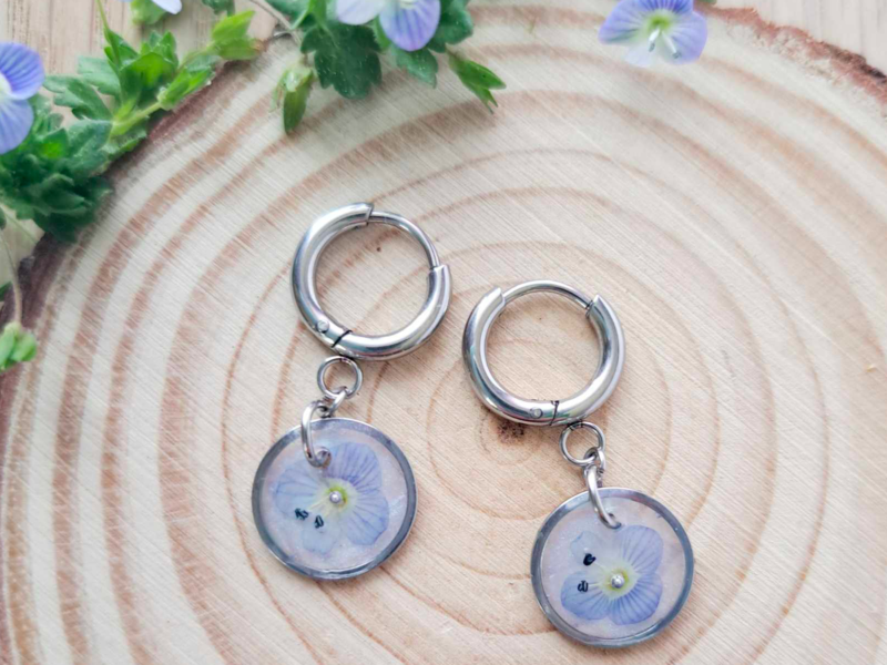 Bracelet, collier et boucles d'oreilles fleurs de Veronica liwanensis – Bijou fleuri fait main