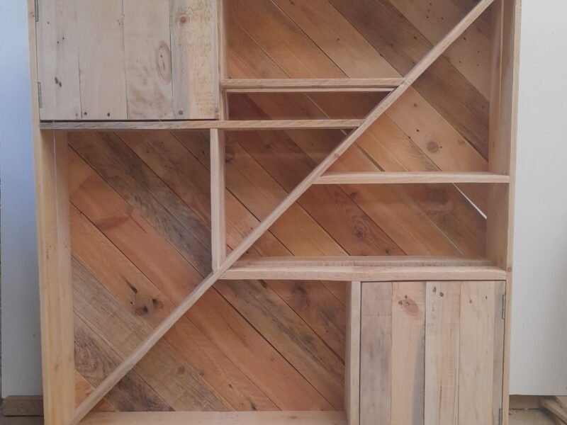 Meuble tout en palette.