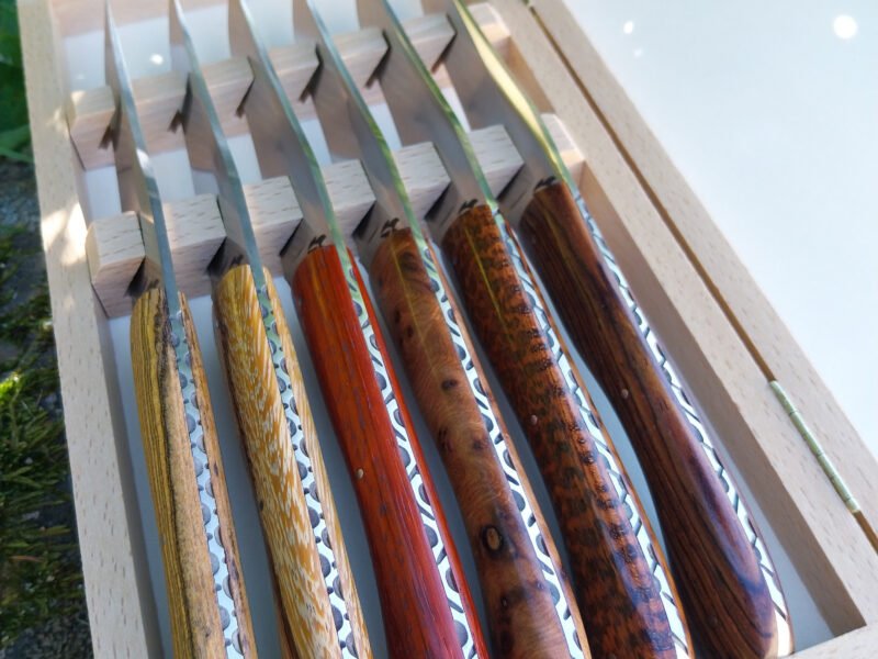 Coffret couteaux de table