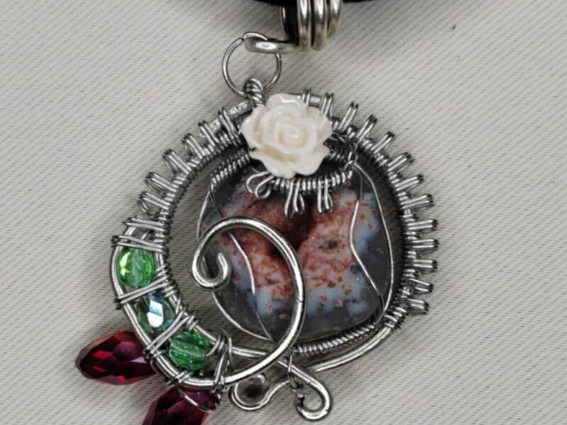 ✨ Bijoux artisanaux poétiques des Hauts-de-France – Mademois’Elle “S” sur les marchés avec cœur ✨