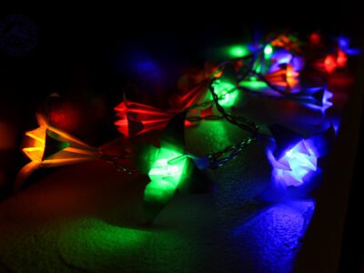 Les Créations d'un Caillou - Un chaos créatif haut en couleurs