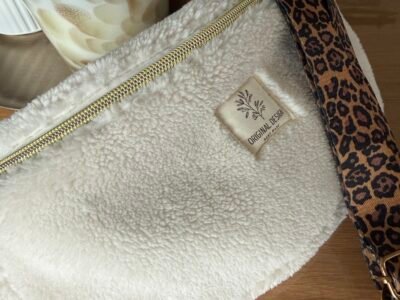 Sac banane en tissu moumoute