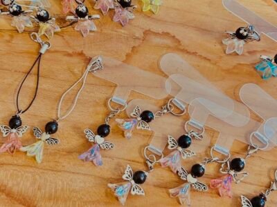 Dragonne de téléphone avec pierre Shungite