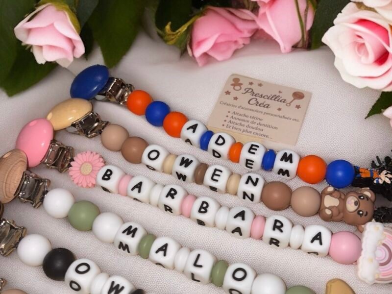 Attache tétine porte clé anneau de dentition etc et bien plus encore vintage Disney rare