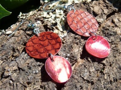 boucle d'oreilles cuir de saumon