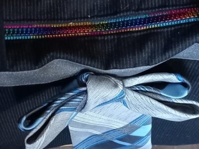 Sac en tissu recyclé zippé.