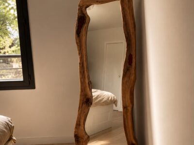Meuble et objet déco sur mesure en bois massif et résine epoxy