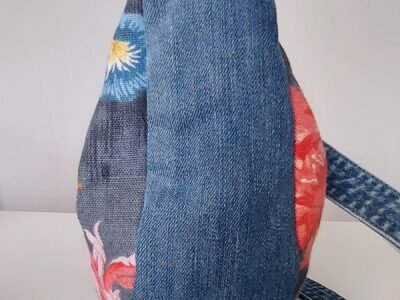 Sac Bandoulière Fleuri & Jean – Anse Ceinture Originale – Pièce Unique Upcyclée