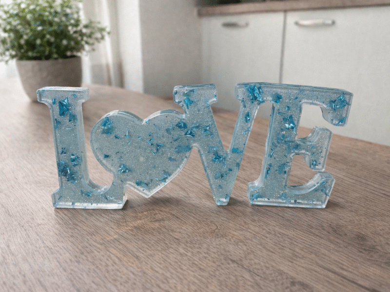 ❤️ LOVE – À personnaliser sur commande ❤️