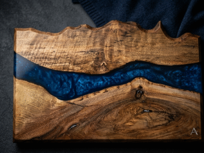 Meuble et objet déco sur mesure en bois massif et résine epoxy