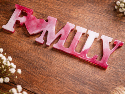 DÉCO FAMILY EN RÉSINE – FAIT MAIN