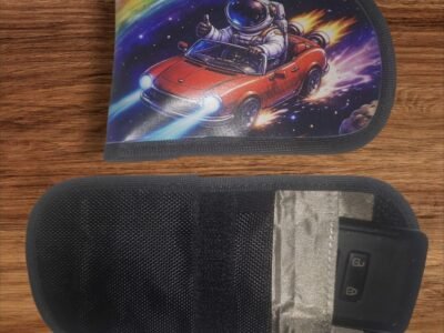 pochette à clé ou carte sans contact de voiture Faraday