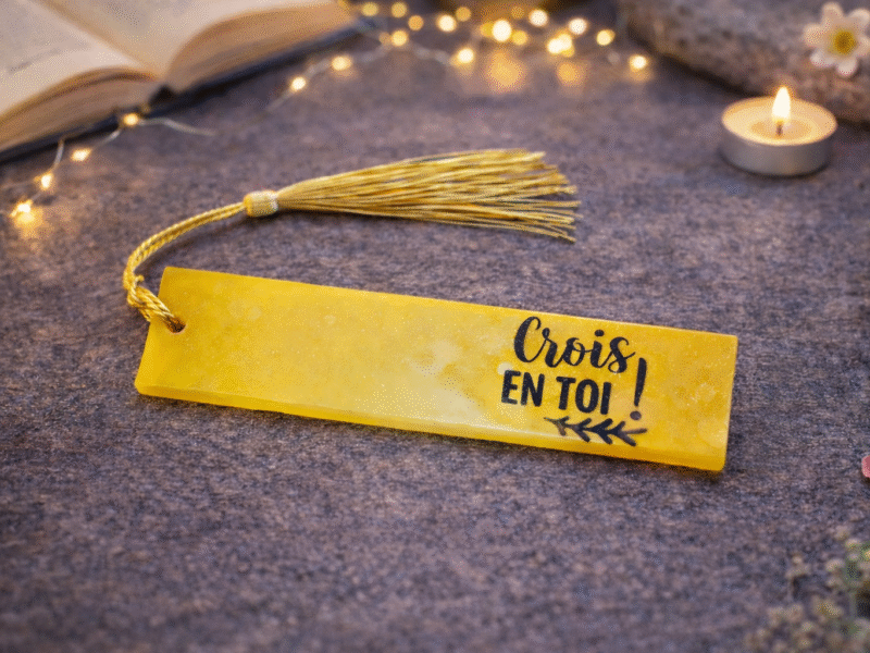 Marque-page en résine – “Crois en toi !”