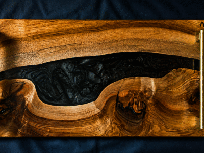 Meuble et objet déco sur mesure en bois massif et résine epoxy