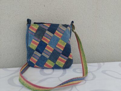 Sac bandoulière patchwork jean et tissu coloré